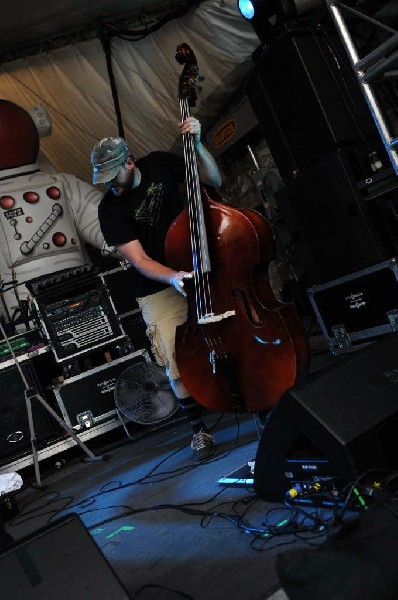 Dirt Foot at Stubb's BarBQ, Austin, Texas 05/24/11 - photo by jeff barringe