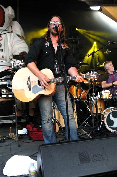 Dirt Foot at Stubb's BarBQ, Austin, Texas 05/24/11 - photo by jeff barringe