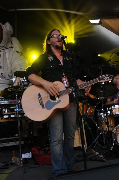 Dirt Foot at Stubb's BarBQ, Austin, Texas 05/24/11 - photo by jeff barringe