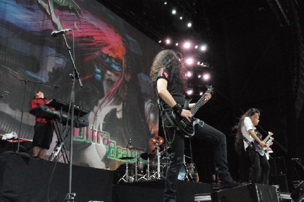 Dragonforce at the Mayhem Festival Verizon Wireless Amphitheater