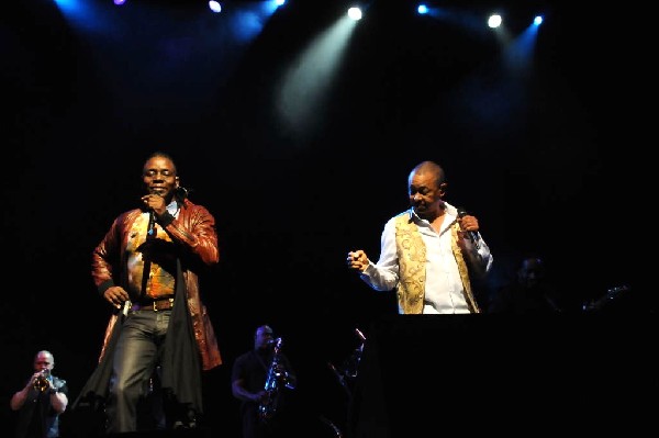 Earth, Wind & Fire at ACL Live at the Moody Theater, 03/01/2012, Austin