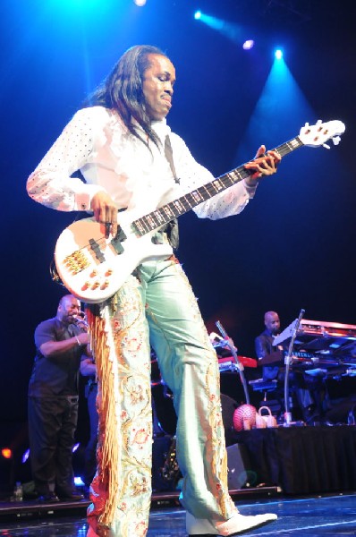 Earth, Wind & Fire at ACL Live at the Moody Theater, 03/01/2012, Austin