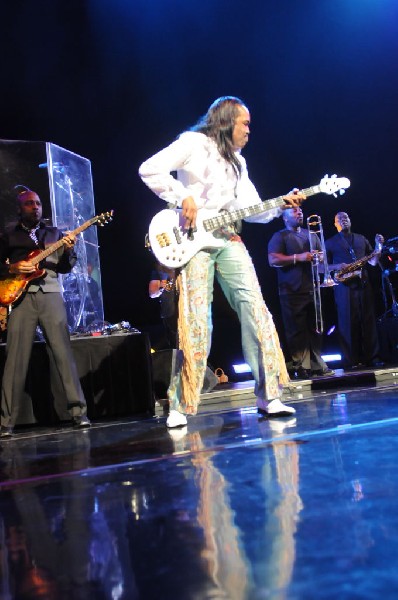 Earth, Wind & Fire at ACL Live at the Moody Theater, 03/01/2012, Austin