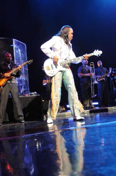 Earth, Wind & Fire at ACL Live at the Moody Theater, 03/01/2012, Austin