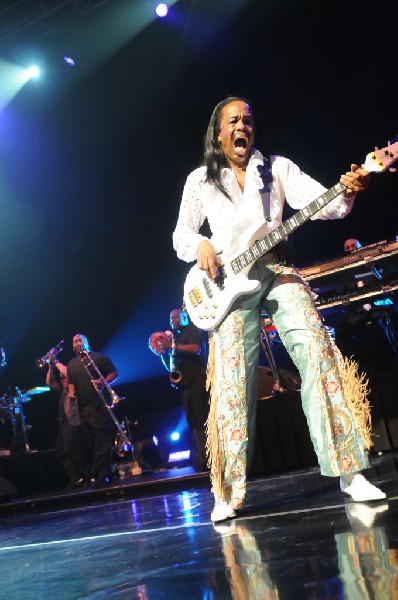 Earth, Wind & Fire at ACL Live at the Moody Theater, 03/01/2012, Austin