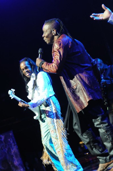 Earth, Wind & Fire at ACL Live at the Moody Theater, 03/01/2012, Austin