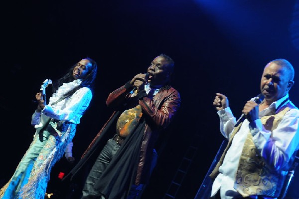 Earth, Wind & Fire at ACL Live at the Moody Theater, 03/01/2012, Austin