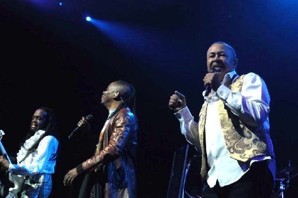 Earth, Wind & Fire at ACL Live at the Moody Theater, 03/01/2012, Austin