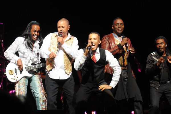 Earth, Wind & Fire at ACL Live at the Moody Theater, 03/01/2012, Austin