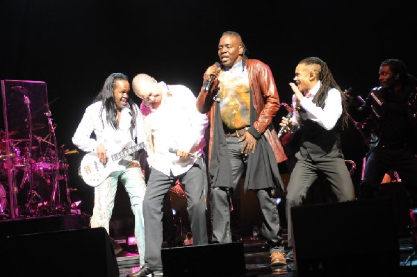 Earth, Wind & Fire at ACL Live at the Moody Theater, 03/01/2012, Austin