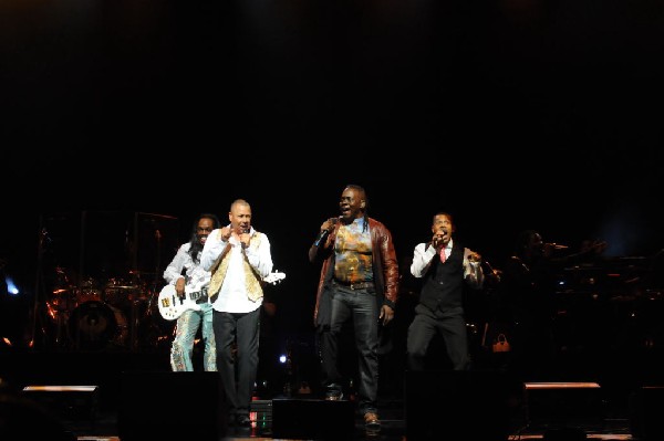 Earth, Wind & Fire at ACL Live at the Moody Theater, 03/01/2012, Austin