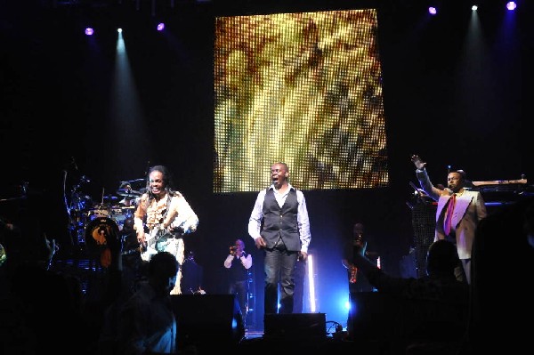 Earth, Wind & Fire at ACL Live at the Moody Theater, Austin, Texas 06/1