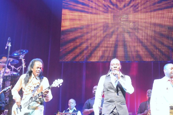 Earth, Wind & Fire at ACL Live at the Moody Theater, Austin, Texas 06/1