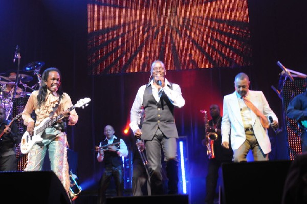 Earth, Wind & Fire at ACL Live at the Moody Theater, Austin, Texas 06/1