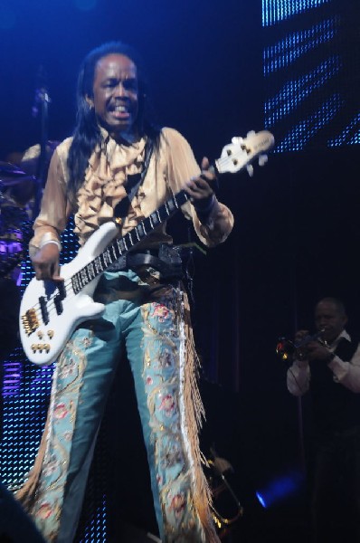 Earth, Wind & Fire at ACL Live at the Moody Theater, Austin, Texas 06/1