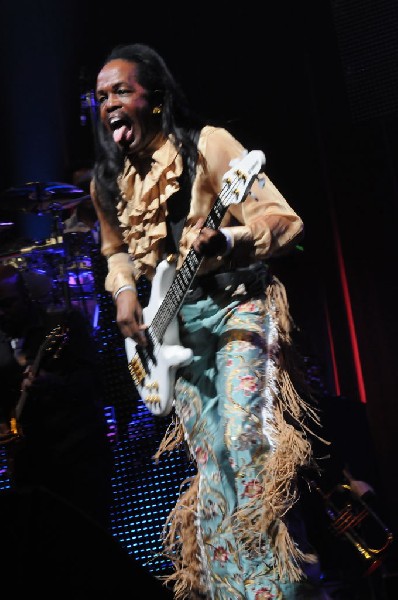 Earth, Wind & Fire at ACL Live at the Moody Theater, Austin, Texas 06/1