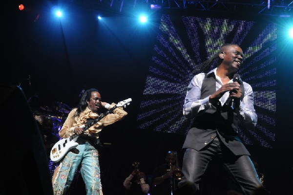 Earth, Wind & Fire at ACL Live at the Moody Theater, Austin, Texas 06/1