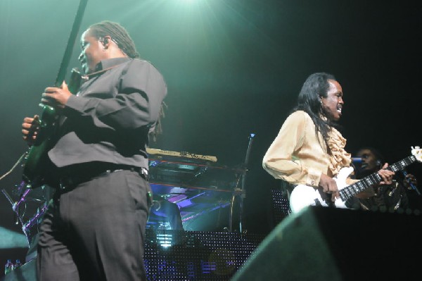 Earth, Wind & Fire at ACL Live at the Moody Theater, Austin, Texas 06/1