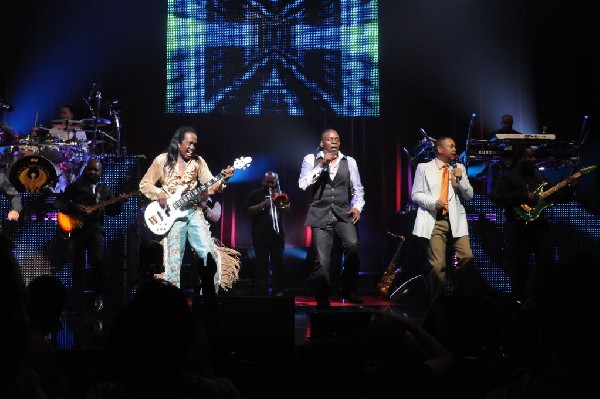 Earth, Wind & Fire at ACL Live at the Moody Theater, Austin, Texas 06/1