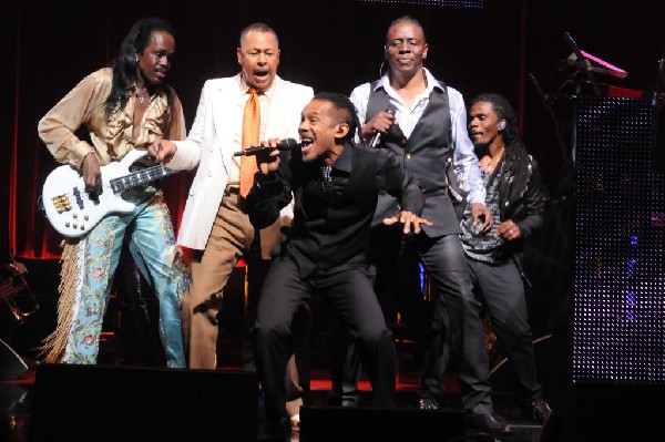 Earth, Wind & Fire at ACL Live at the Moody Theater, Austin, Texas 06/1