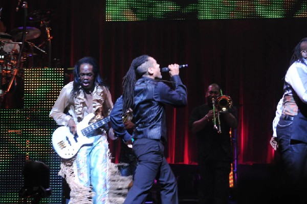 Earth, Wind & Fire at ACL Live at the Moody Theater, Austin, Texas 06/1