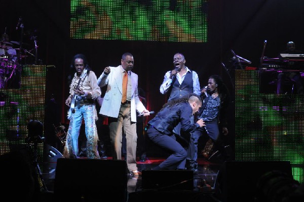 Earth, Wind & Fire at ACL Live at the Moody Theater, Austin, Texas 06/1