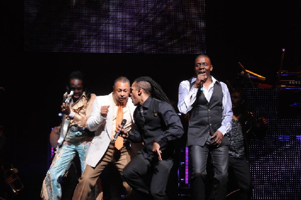 Earth, Wind & Fire at ACL Live at the Moody Theater, Austin, Texas 06/1