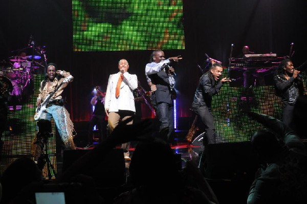 Earth, Wind & Fire at ACL Live at the Moody Theater, Austin, Texas 06/1