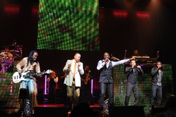 Earth, Wind & Fire at ACL Live at the Moody Theater, Austin, Texas 06/1