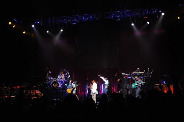 Earth, Wind & Fire at ACL Live at the Moody Theater, Austin, Texas 06/1