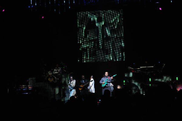 Earth, Wind & Fire at ACL Live at the Moody Theater, Austin, Texas 06/1