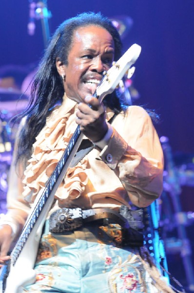 Earth, Wind & Fire at ACL Live at the Moody Theater, Austin, Texas 06/1