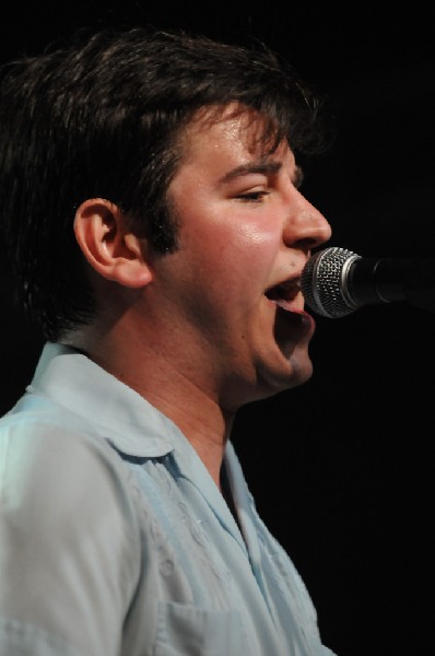 Eli "Paperboy" Reed & The True Loves  at La Zona Rosa