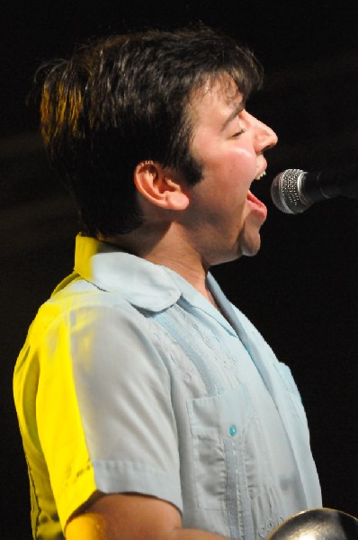 Eli "Paperboy" Reed & The True Loves  at La Zona Rosa