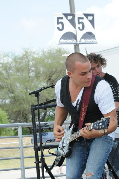Entice on the Skate Ramp Stage, Warped Tour, Verizon Wireless Amphitheater,