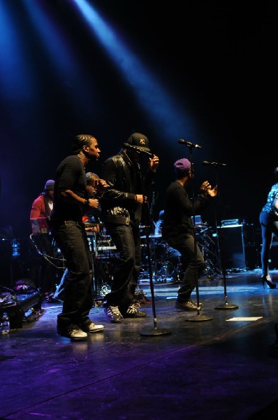 Estelle at the Bass Concert Hall