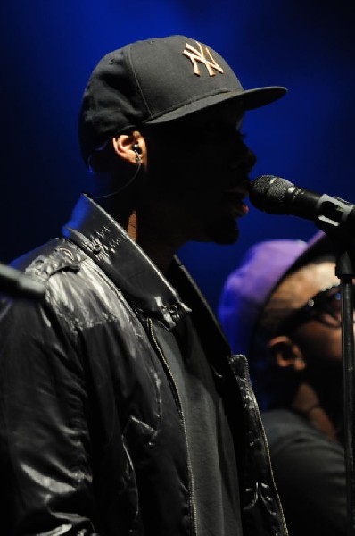 Estelle at the Bass Concert Hall