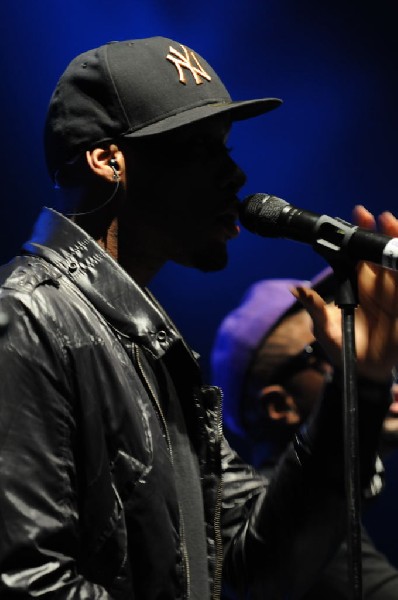 Estelle at the Bass Concert Hall