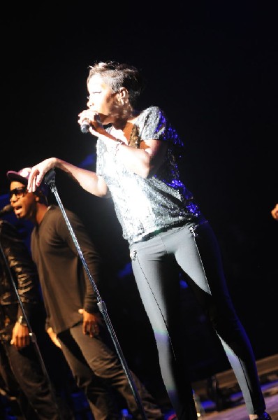 Estelle at the Bass Concert Hall