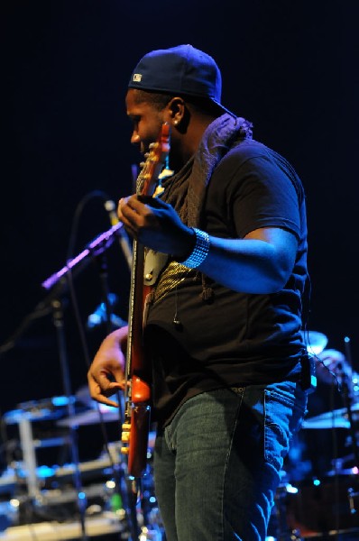 Estelle at the Bass Concert Hall