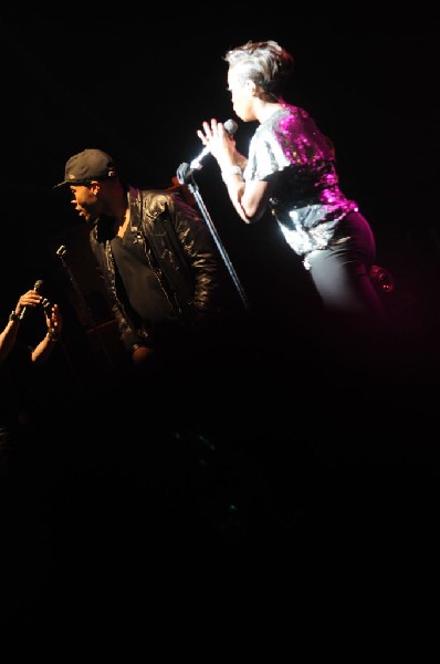 Estelle at the Bass Concert Hall