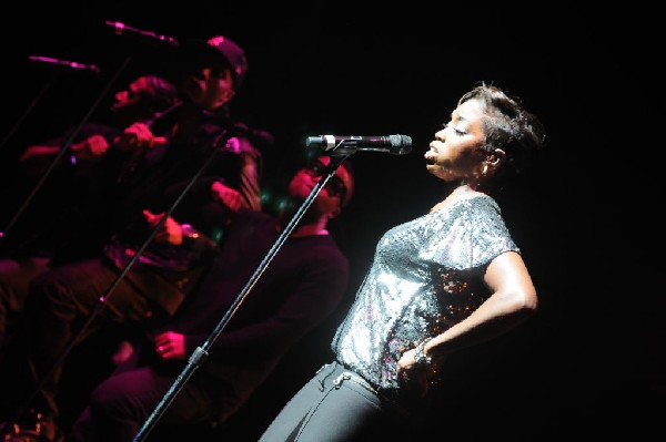 Estelle at the Bass Concert Hall