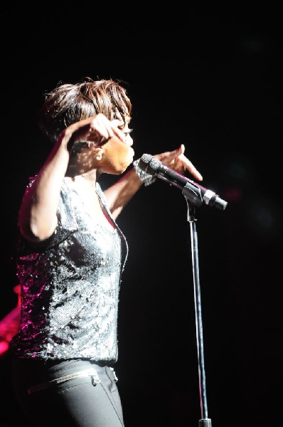 Estelle at the Bass Concert Hall