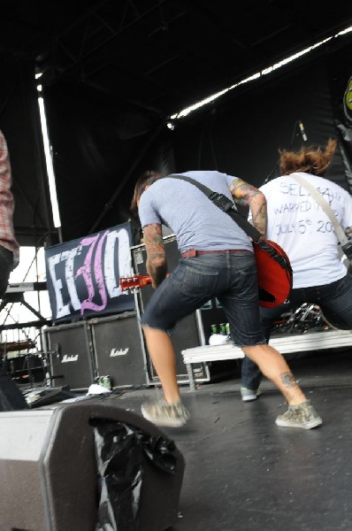 Every Time I Die on the Highway 1 Stage, Warped Tour, Verizon Wireless Amph