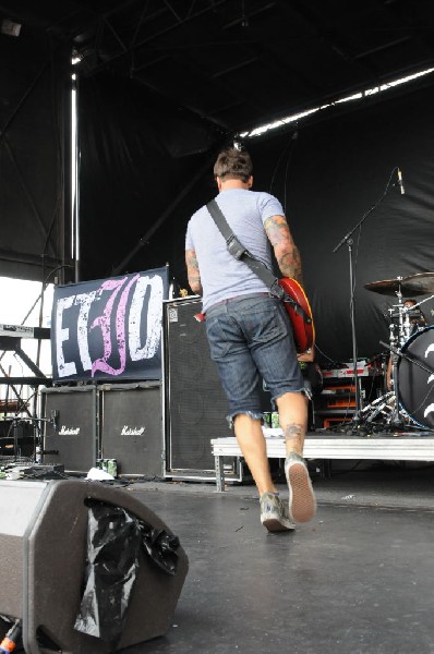 Every Time I Die on the Highway 1 Stage, Warped Tour, Verizon Wireless Amph