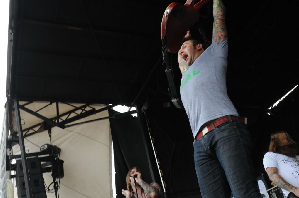 Every Time I Die on the Highway 1 Stage, Warped Tour, Verizon Wireless Amph
