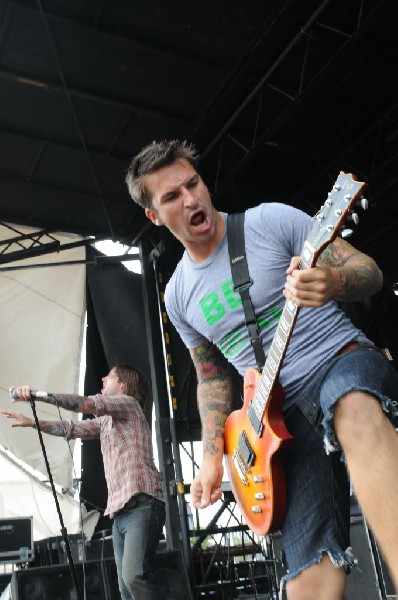 Every Time I Die on the Highway 1 Stage, Warped Tour, Verizon Wireless Amph