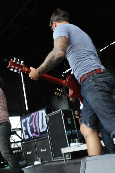 Every Time I Die on the Highway 1 Stage, Warped Tour, Verizon Wireless Amph
