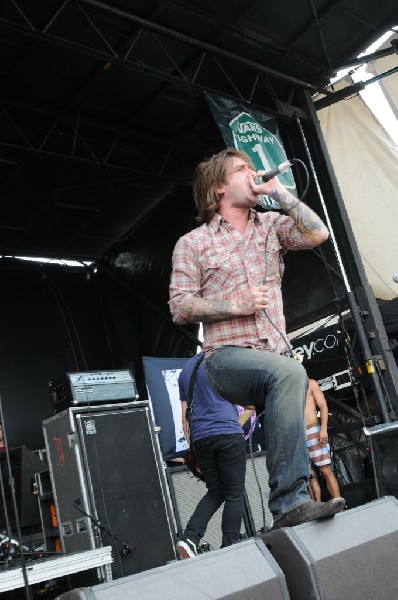 Every Time I Die on the Highway 1 Stage, Warped Tour, Verizon Wireless Amph