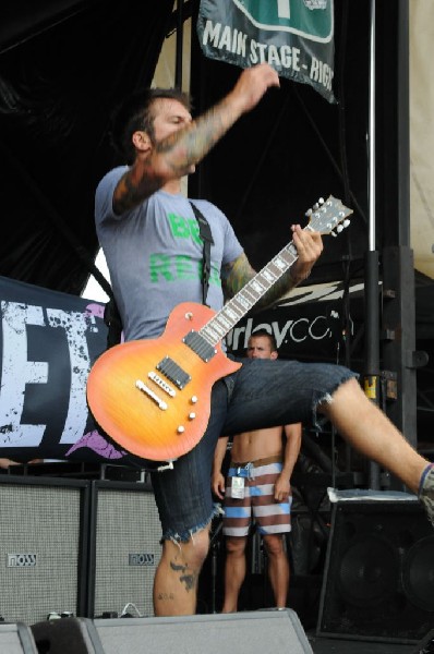 Every Time I Die on the Highway 1 Stage, Warped Tour, Verizon Wireless Amph